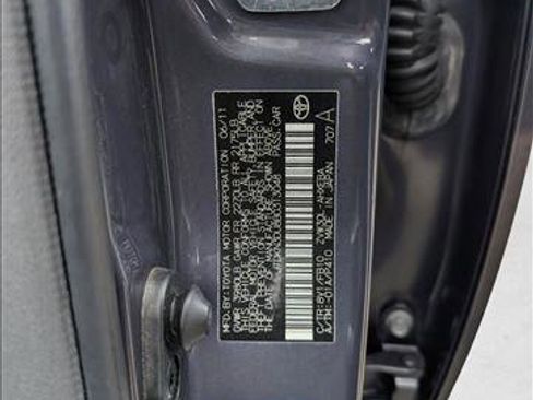Used 2011 Toyota Prius Three image 19