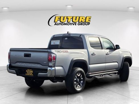 Certified 2021 Toyota Tacoma TRD Off-Road image 5