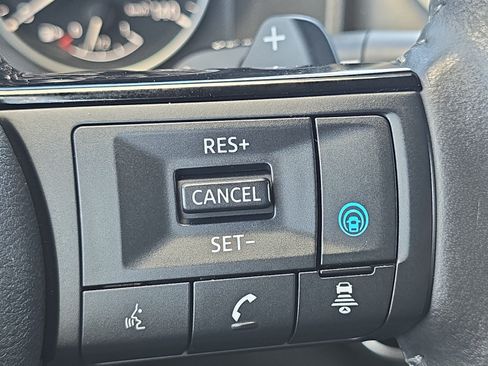 Used 2022 Nissan Rogue SL w/ SL Premium Package AWD/4WD image 18