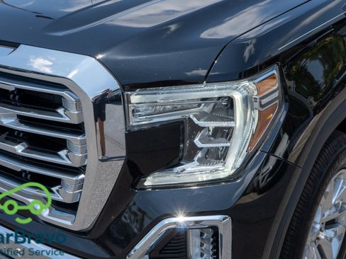 Used 2021 GMC Sierra 1500 SLT w/ SLT Premium Plus Package AWD/4WD image 9