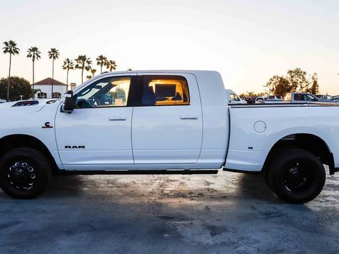 New 2026 RAM 3500 Laramie AWD/4WD image 14