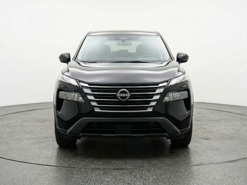 Used 2025 Nissan Rogue SV AWD/4WD image 2