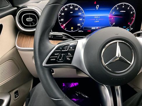 Certified 2024 Mercedes-Benz C 300 Sedan image 21