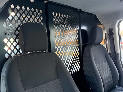 Used 2024 Ford Transit 250 Low Roof w/ Exterior Upgrade Package image 39