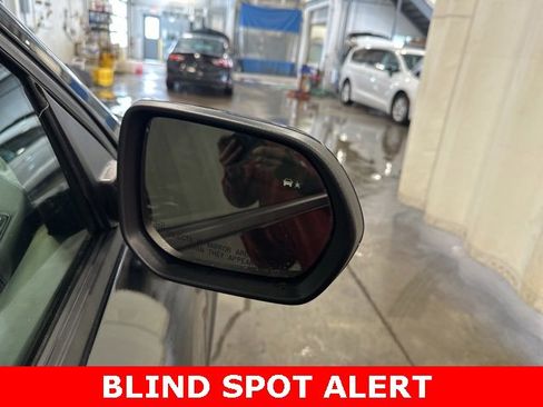 Used 2026 Chevrolet Equinox LT w/ Convenience Package II image 36