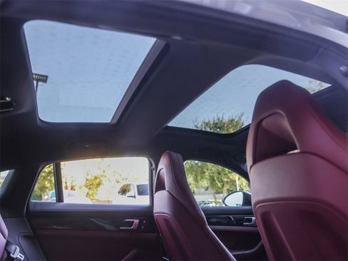 Certified 2023 Porsche Panamera 4S image 39