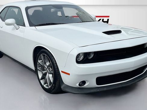 Used 2022 Dodge Challenger GT RWD image 1