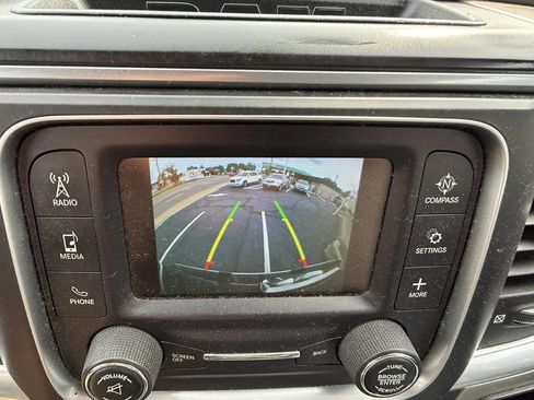 Used 2019 RAM 1500 Classic SLT AWD/4WD image 19