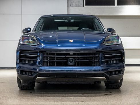 Certified 2025 Porsche Cayenne S image 11