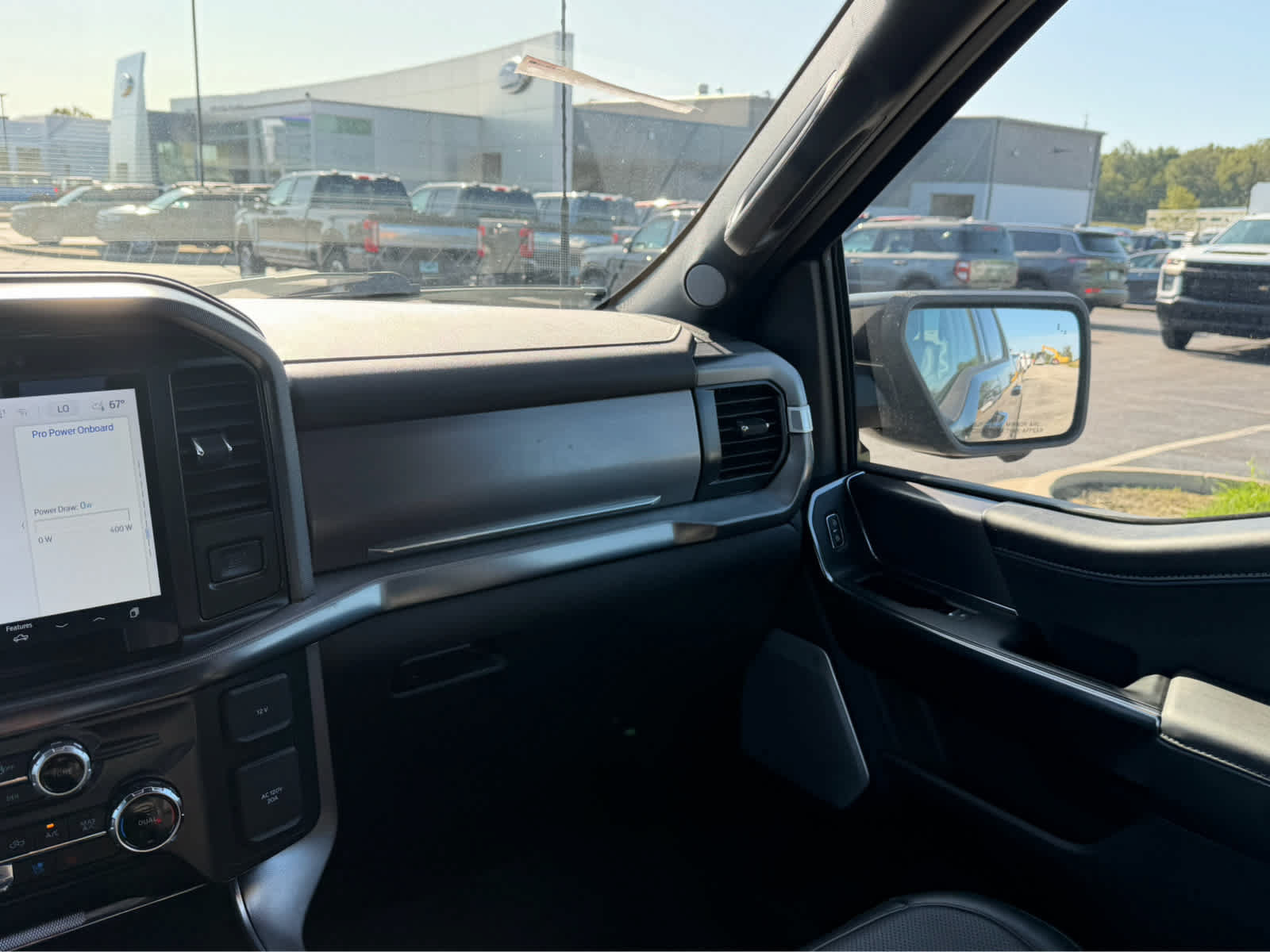 Used 2025 Ford F150 Platinum w/ Equipment Group 702A High AWD/4WD image 28