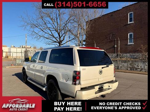 Used 2005 Cadillac Escalade ESV Base image 3