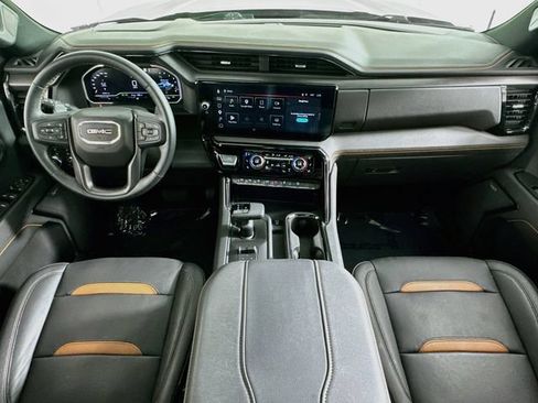 Used 2023 GMC Sierra 1500 AT4 w/ AT4 Premium Package AWD/4WD image 13
