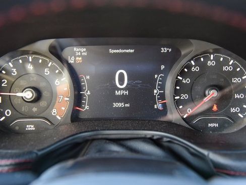 Used 2022 Jeep Compass Trailhawk w/ Trailhawk Convenience Group image 15