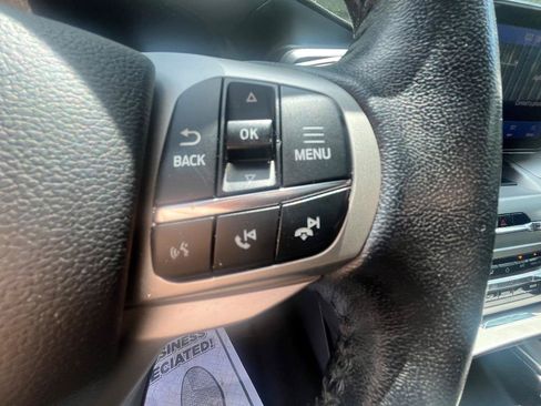 Used 2021 Ford Explorer XLT w/ Equipment Group 202A AWD/4WD image 30