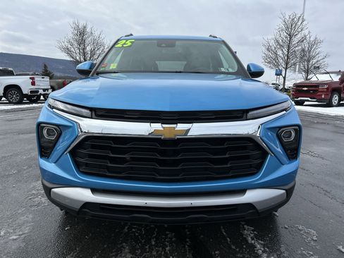 Used 2025 Chevrolet TrailBlazer LT w/ Convenience Package image 12
