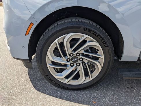 Used 2025 Lincoln Navigator L Reserve image 38