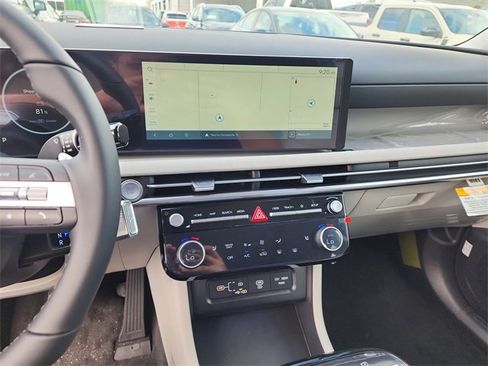 New 2025 Hyundai Tucson SEL w/ Tow & Go Package image 16