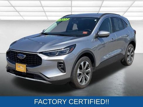 Certified 2024 Ford Escape Platinum AWD/4WD image 4