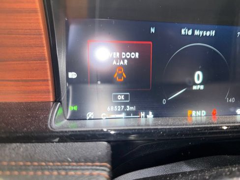 Used 2021 Lincoln Navigator Reserve RWD image 5