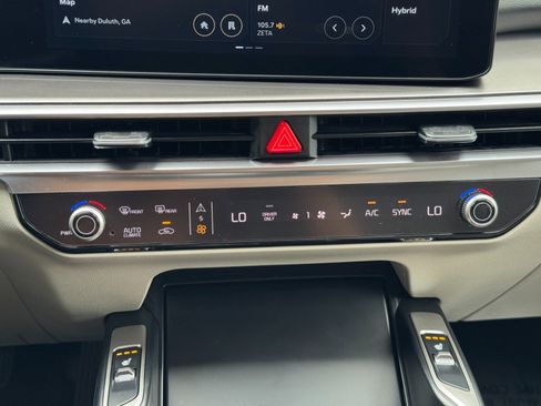 Used 2025 Kia Sorento EX w/ EX Panoramic Sunroof Package FWD image 27