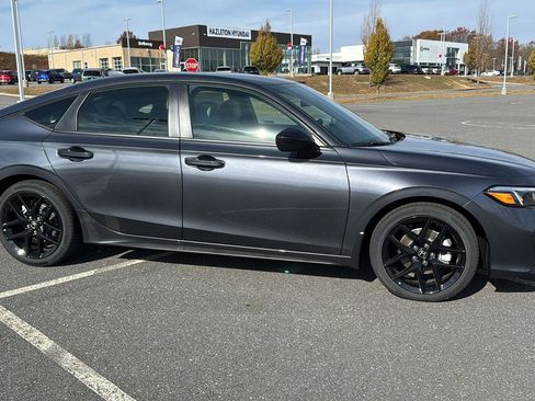 New 2025 Honda Civic Sport image 3