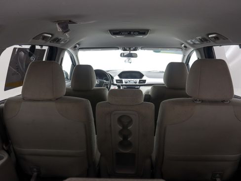 Used 2016 Honda Odyssey SE image 13