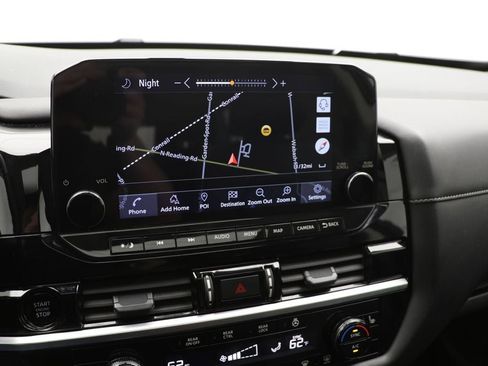 Used 2025 Nissan Pathfinder SL w/ SL Premium Package image 24