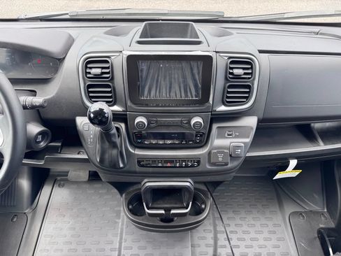 Used 2025 RAM ProMaster 2500 w/ Quick Order Package 22G SLT FWD image 16