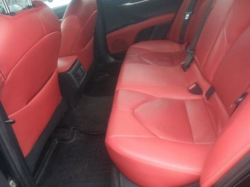 Used 2018 Toyota Camry XSE image 17