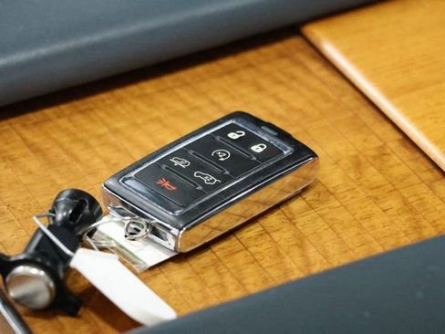 Used 2023 Jeep Grand Wagoneer Series II AWD/4WD image 44