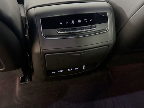 Used 2023 Cadillac Escalade Sport Platinum w/ LPO, ONYX Package image 33