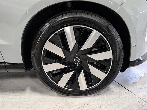 Used 2025 Volvo EX90 Ultra AWD/4WD image 12