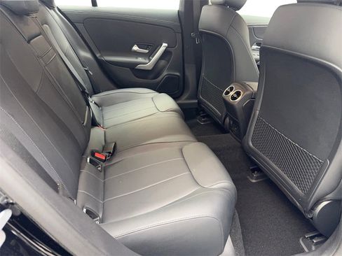 Used 2023 Mercedes-Benz CLA 250 4MATIC w/ Premium Package image 38