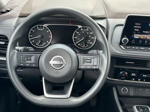 Certified 2023 Nissan Rogue SV image 14