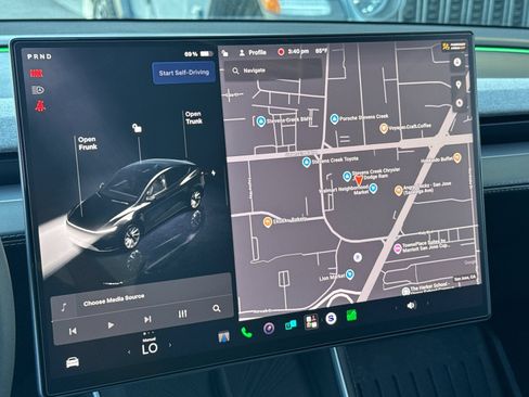 Used 2026 Tesla Model Y 2WD image 18