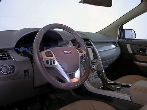 Used 2014 Ford Edge SEL w/ Equipment Group 205A image 21