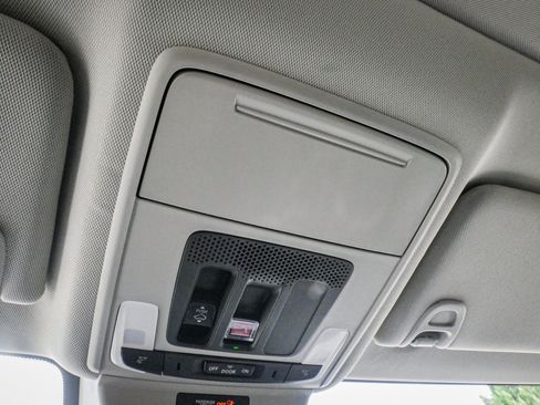 Used 2025 Honda Accord Touring image 27
