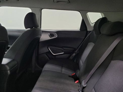 Used 2022 Kia Soul LX w/ Technology Package FWD image 18