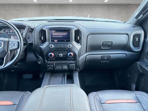 Used 2023 GMC Sierra 2500 AT4 w/ AT4 Preferred Package image 3