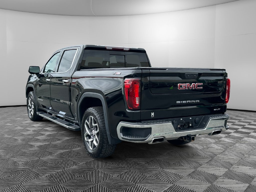 Used 2023 GMC Sierra 1500 SLT AWD/4WD image 4