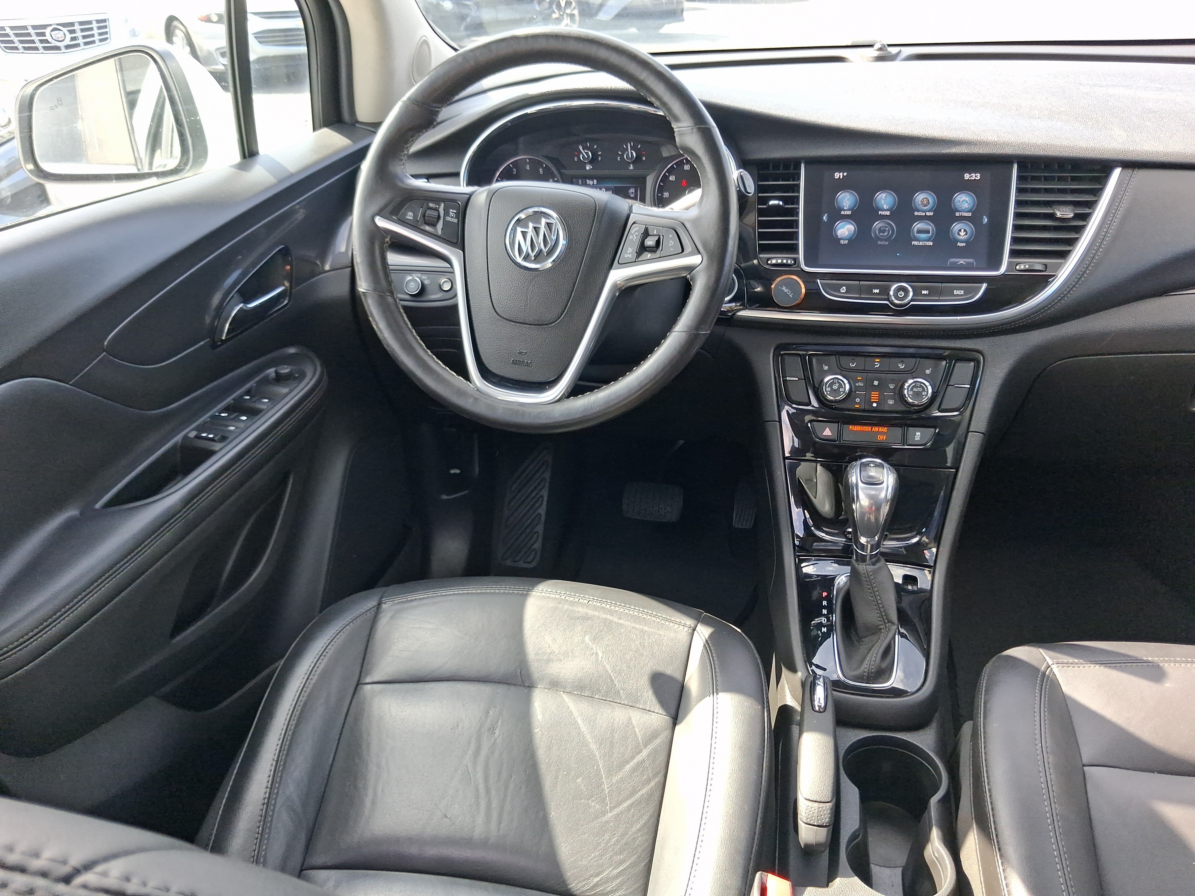Used 2018 Buick Encore Essence FWD image 32