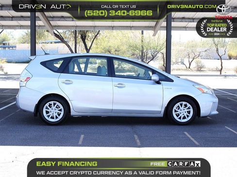Used 2012 Toyota Prius V Three image 8