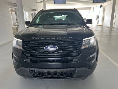 Used 2017 Ford Explorer Sport w/ Equipment Group 401A AWD/4WD image 7