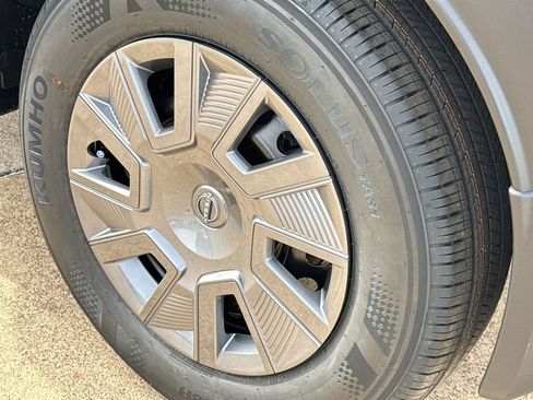 New 2026 Nissan Kicks S image 10