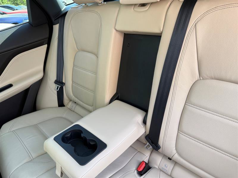 Used 2020 Jaguar F-PACE Prestige AWD/4WD image 16