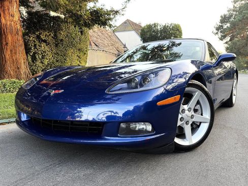 Used 2006 Chevrolet Corvette Convertible image 2