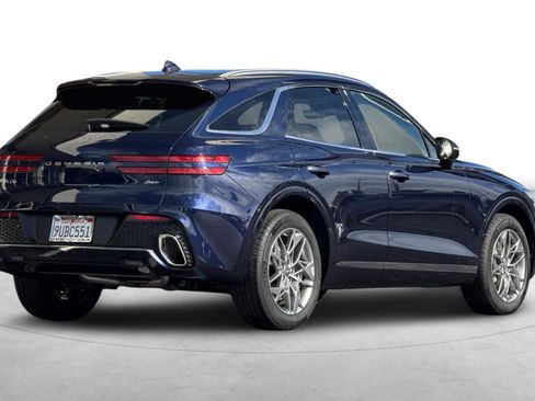 Used 2025 Genesis GV70 2.5T image 7
