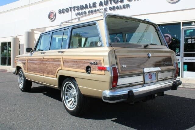 Used 1990 Jeep Grand Wagoneer AWD/4WD image 2