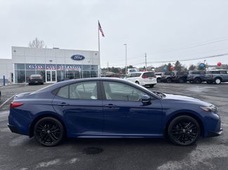 Used 2025 Toyota Camry SE w/ Convenience Package video 2