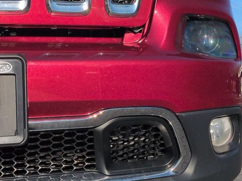 Used 2016 Jeep Cherokee Limited image 11